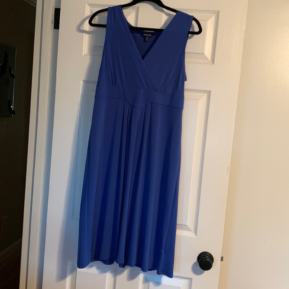 Womens sleeveless, medium dress